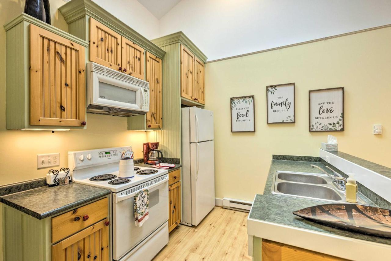 Charming Retreat Near Downtown Frankfort And Beaches Exterior foto