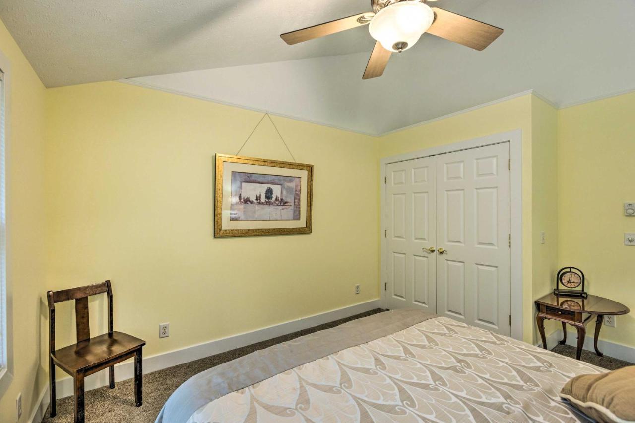Charming Retreat Near Downtown Frankfort And Beaches Exterior foto