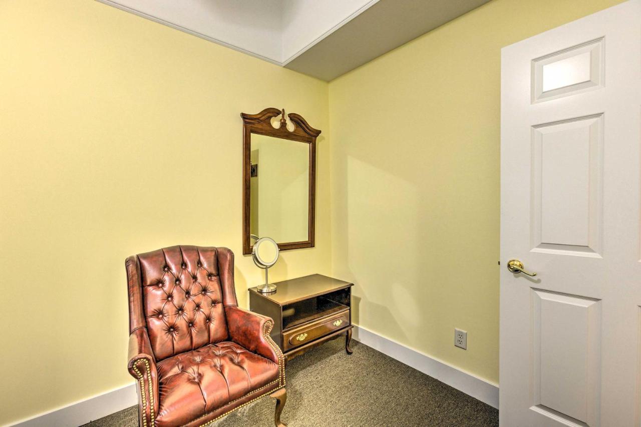 Charming Retreat Near Downtown Frankfort And Beaches Exterior foto